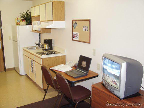 Woodspring Suites Midland Zimmer foto