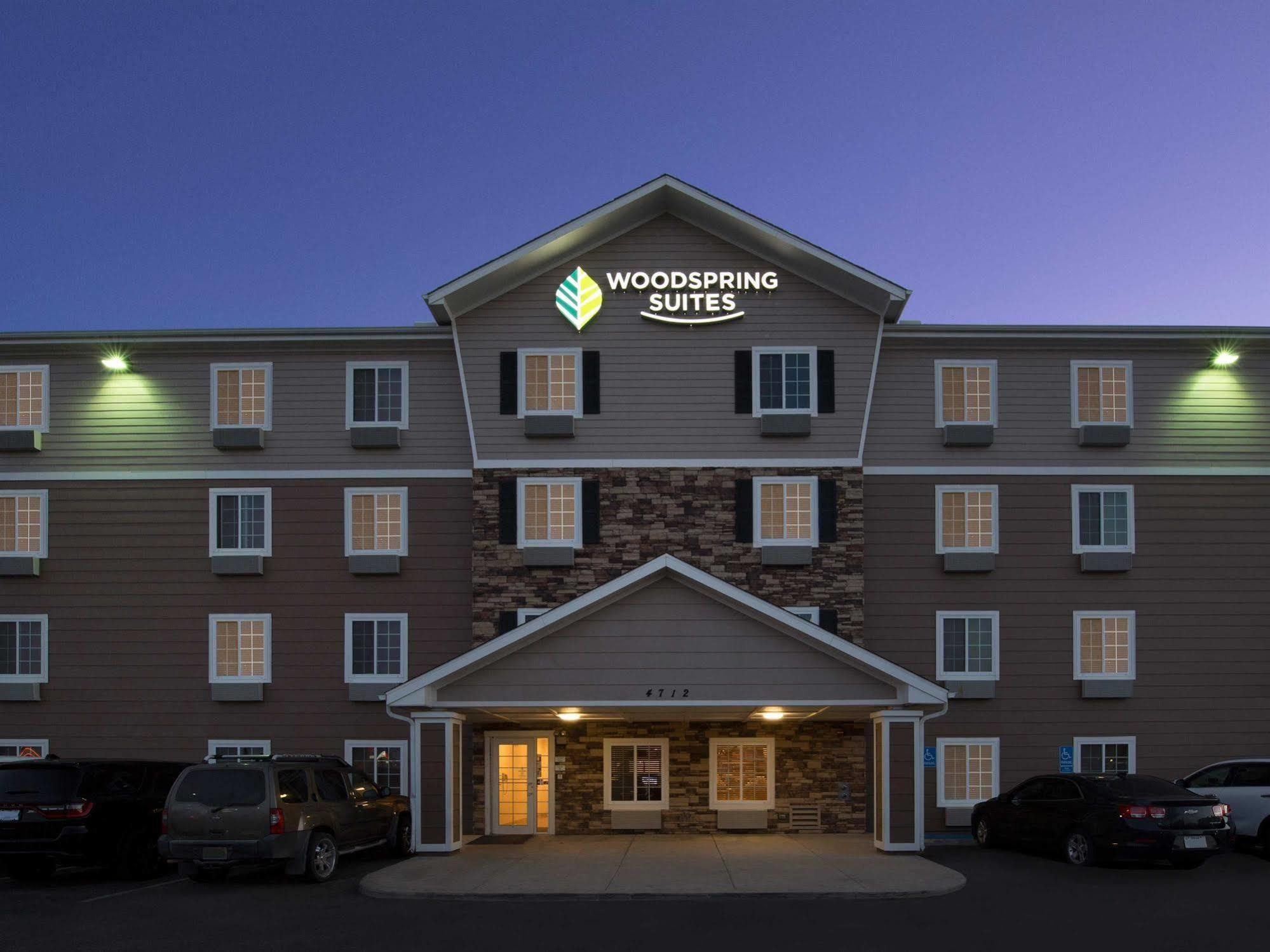 Woodspring Suites Midland Exterior foto